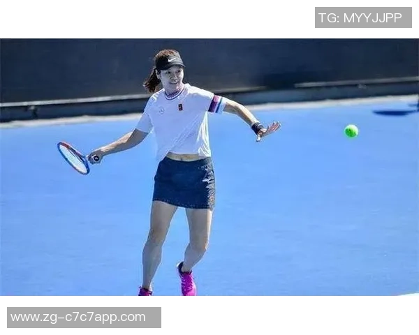 李娜回顾羽毛球生涯的辉煌与挑战分享成长与奋斗的心路历程